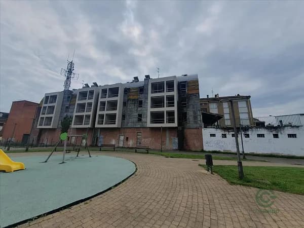 Casa de 0,064 ha en venta en Grado, Asturias