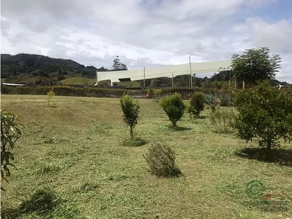 Terreno urbano de 0,3522 ha en venta en Antioquia