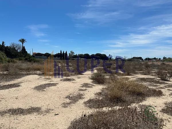 Finca rústica de 0,58 ha en venta en San juan alicante, Alicante