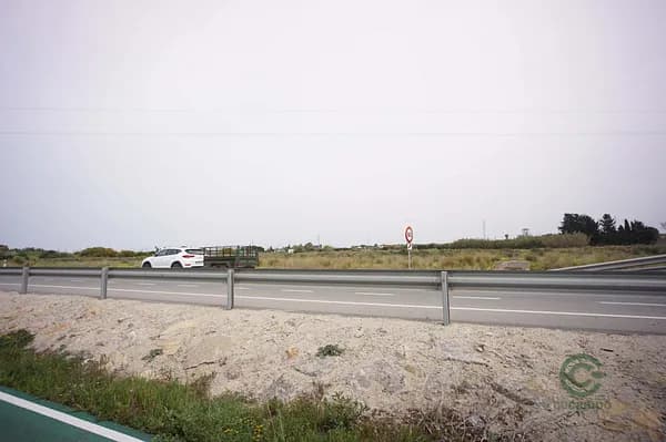 Finca agrícola de 0,51 ha en venta en Cádiz