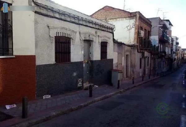 Terreno urbano de 0,0174 ha en venta en Madrid, Madrid