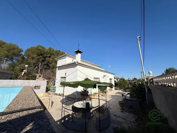 Casa de 0,086 ha en venta en Cubelles, Barcelona