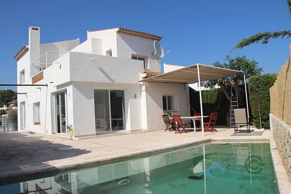 Casa de 0,045 ha en venta en Alfas del pi (l`), Alicante