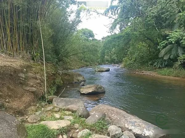Fazenda agrícola de 2 ha para venda em Paraná