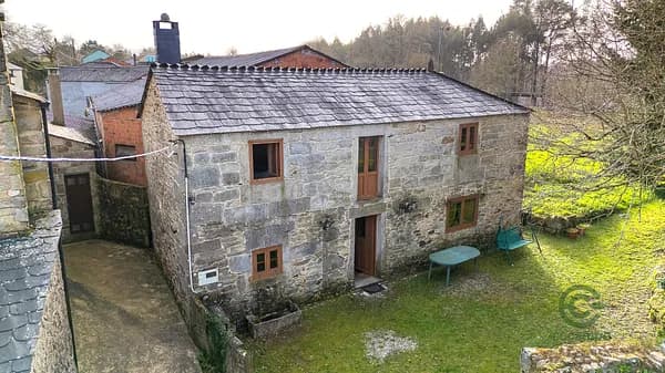 Finca rústica de 0,2423 ha en venta en Lugo