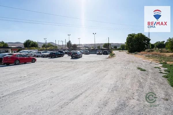 Casa de 0,0779 ha en venta en Baza, Granada