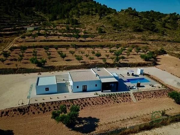 Finca rústica de 1 ha en venta en Hondon de las nieves, Alicante