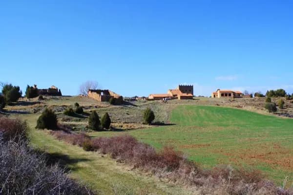 Finca rústica de 200 ha en venta en Teruel