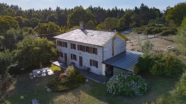 Finca rústica de 2,1216 ha en venta en Guitiriz, Lugo