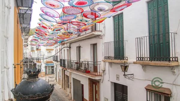 Casa de 0,0183 ha en venta en Alora, Malaga