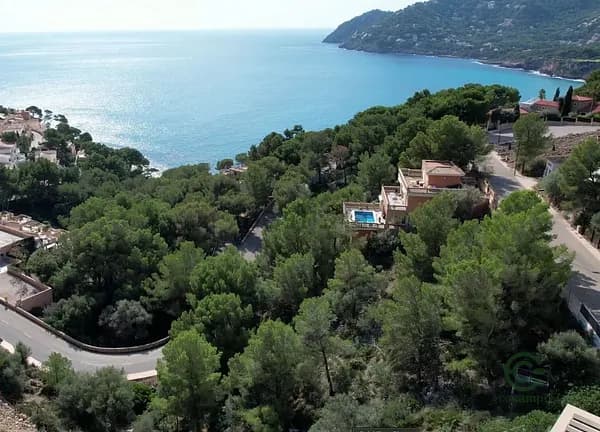 Terreno urbano de 0,12 ha en venta en Capdepera, Baleares