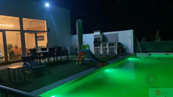 Casa de 0,005 ha en venta en Motril, Granada