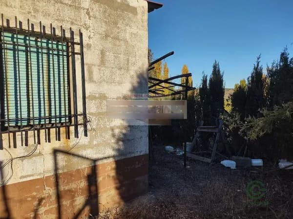 Finca agrícola de 3 ha en venta en Povedilla, Albacete