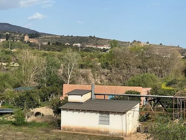 Finca rústica de 0,25 ha en venta en Granada