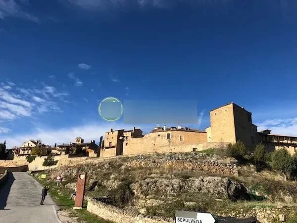 Finca rústica de 1,7 ha en venta en Pedraza, Segovia