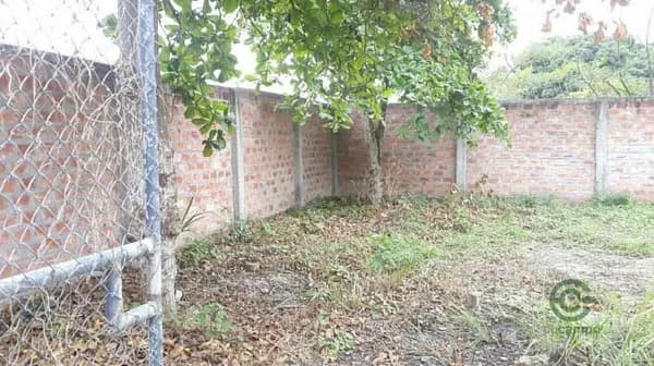 Terreno urbano de 0,04 ha en venta en Pichincha