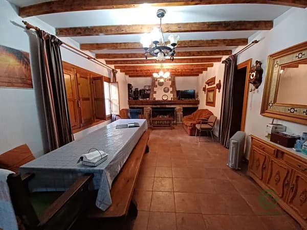 Finca de recreo de 0,1125 ha en venta en Roda (la), Albacete