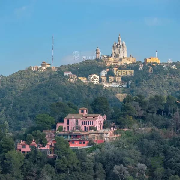 Finca rústica de 0,1978 ha en venta en Barcelona, Barcelona