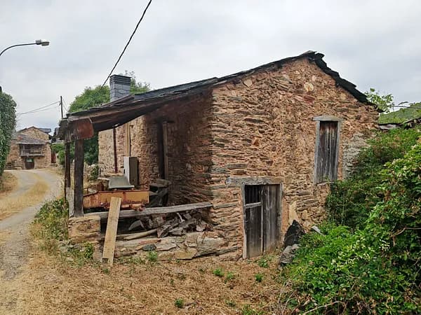 Finca rústica de 0,0058 ha en venta en León