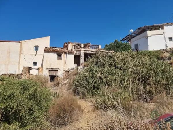 Rustic property of 0,25 ha for sale in Granada