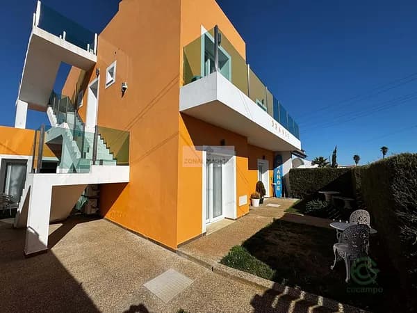 Casa de 0,0243 ha en venta en Vila do bispo, Algarve
