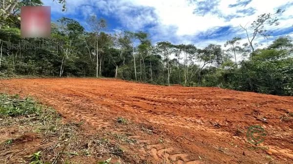 Terra urbana de 2,5 ha para venda em Rio de janeiro