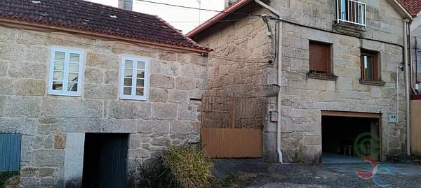 Finca rústica de 0,1027 ha en venta en Pontevedra