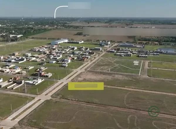 Terreno urbano de 0,025 ha en venta en Santa fe