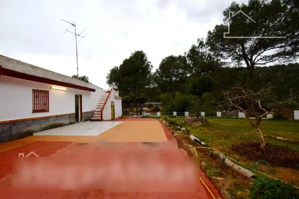 Finca rústica de 0,25 ha en venta en Vilamarxant, Valencia