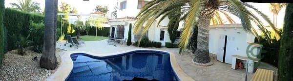 Casa de 0,0146 ha en venta en Oliva, Valencia