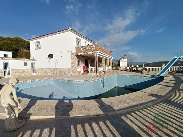 Finca rústica de 0,7 ha en venta en Molvízar, Granada