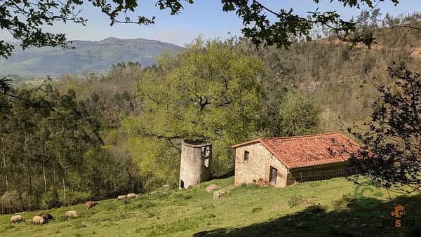 Finca de recreo de 1,85 ha en venta en Villafufre, Cantabria