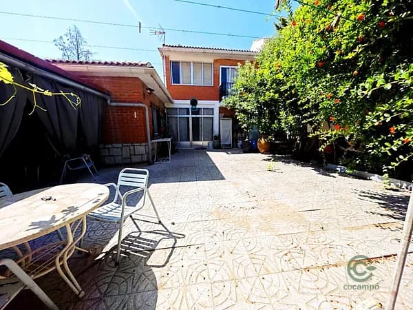 Casa de 0,03 ha en venta en Toledo