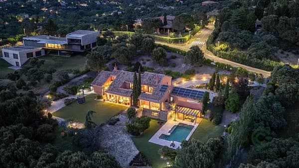Casa de 0,555 ha en venta en Las rozas de madrid, Madrid