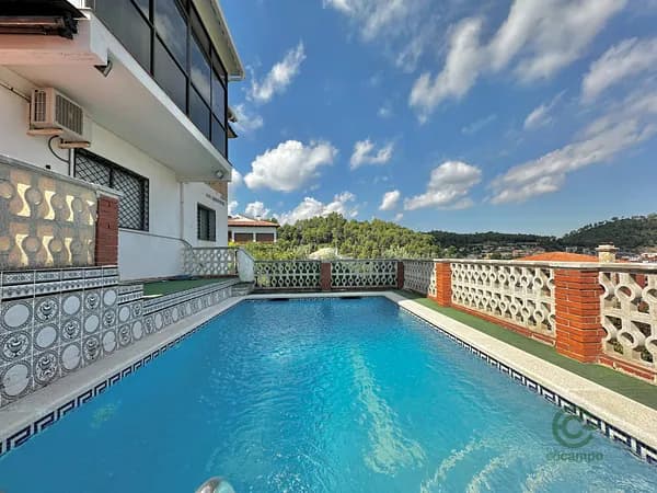 Casa de 0,0236 ha en venta en Santa coloma de cervello, Barcelona