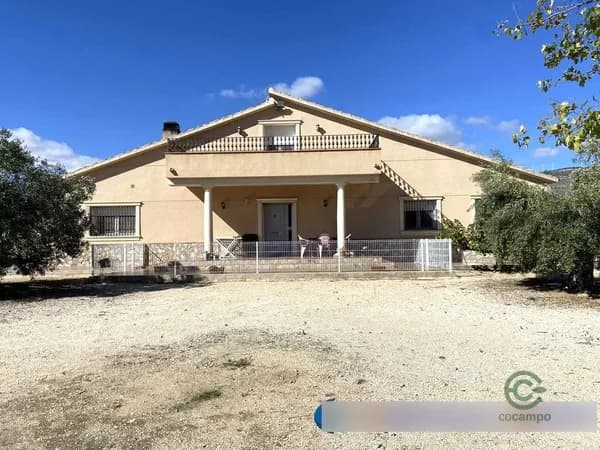 Finca rústica de 1,0337 ha en venta en Caudete, Albacete