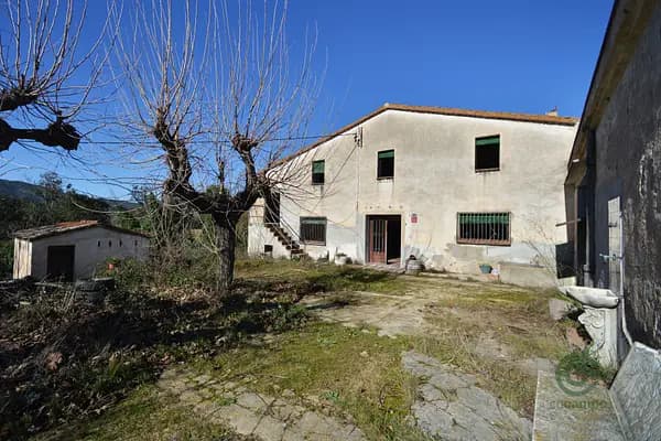 Finca agrícola de 1,8 ha en venta en Gerona