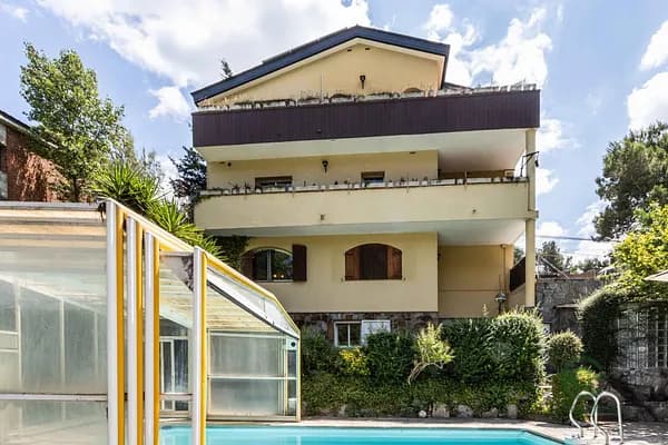 Casa de 0,0622 ha en venta en Castellar, Barcelona