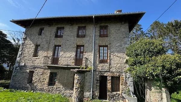 Casa de 0,25 ha en venta en Bizkaia