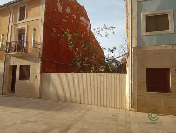 Terreno urbano de 0,0126 ha en venta en Alicante