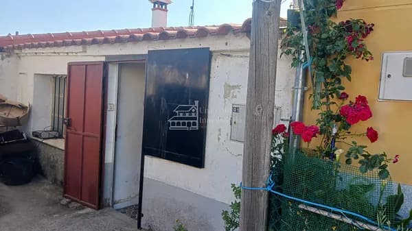 Casa de 0,007 ha en venta en Pedrosillo de los aires, Salamanca