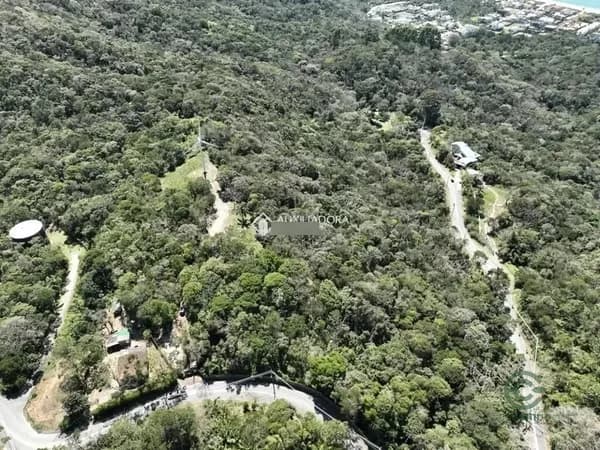 Fazenda de recreação de 3,7 ha para venda em Santa catarina
