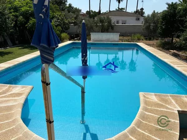 Finca rústica de 0,34 ha en venta en Córdoba, Córdoba