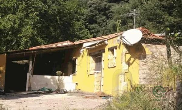 Casa de 0,0089 ha en venta en Medio cudeyo, Cantabria
