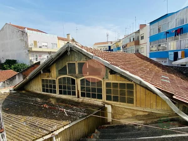 Casa de 0,0445 ha en venta en Caldas da rainha - nossa senhora do pópulo, coto e, Leiria