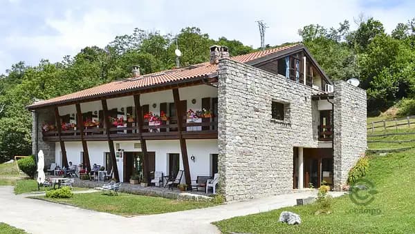Finca de recreo de 1,5 ha en venta en Asturias