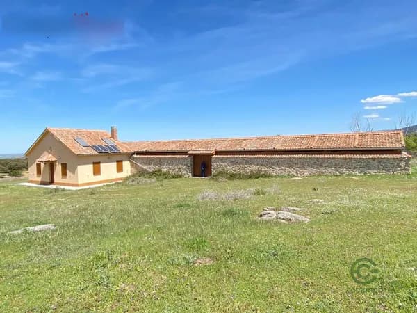 Finca rústica de 700 ha en venta en Navas de riofrio, Segovia