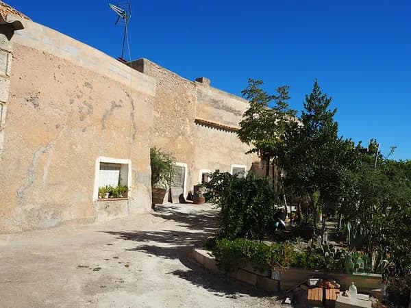 Finca rústica de 0,1 ha en venta en Benamaurel, Granada
