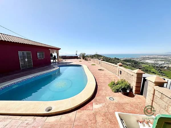 Finca rústica de 0,011 ha en venta en Algarrobo, Malaga