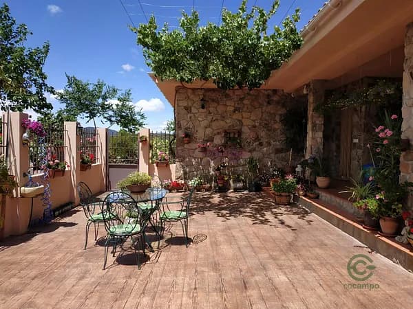 Finca rústica de 3 ha en venta en Paredes de escalona, Toledo